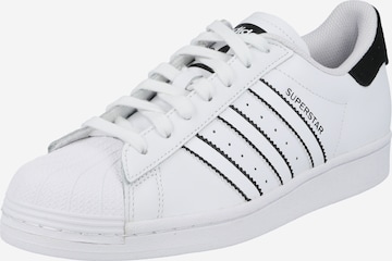 Baskets basses 'Superstar' ADIDAS ORIGINALS en blanc : devant