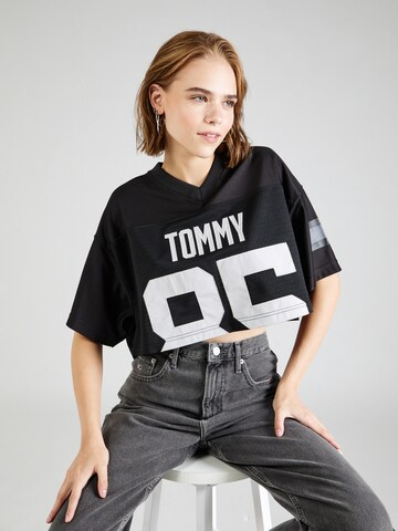 Tommy Jeans Tričko – černá: přední strana