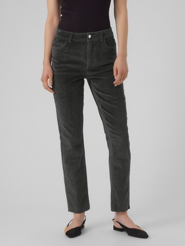 Regular Pantalon 'BRENDA' VERO MODA en gris : devant