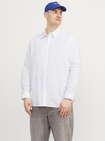 Jack & Jones Plus Slim fit Button Up Shirt in White: front