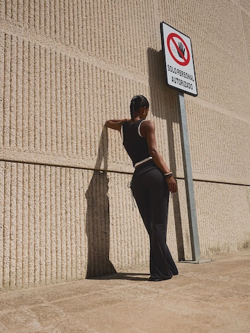 Wide Leg Pantalon Bershka en gris