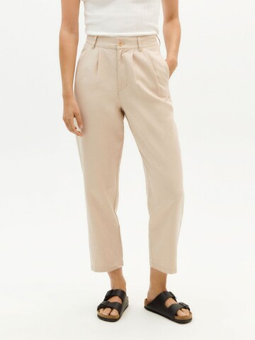 Thinking MU Loose fit Pleat-Front Pants ' Hemp Rina ' in White: front