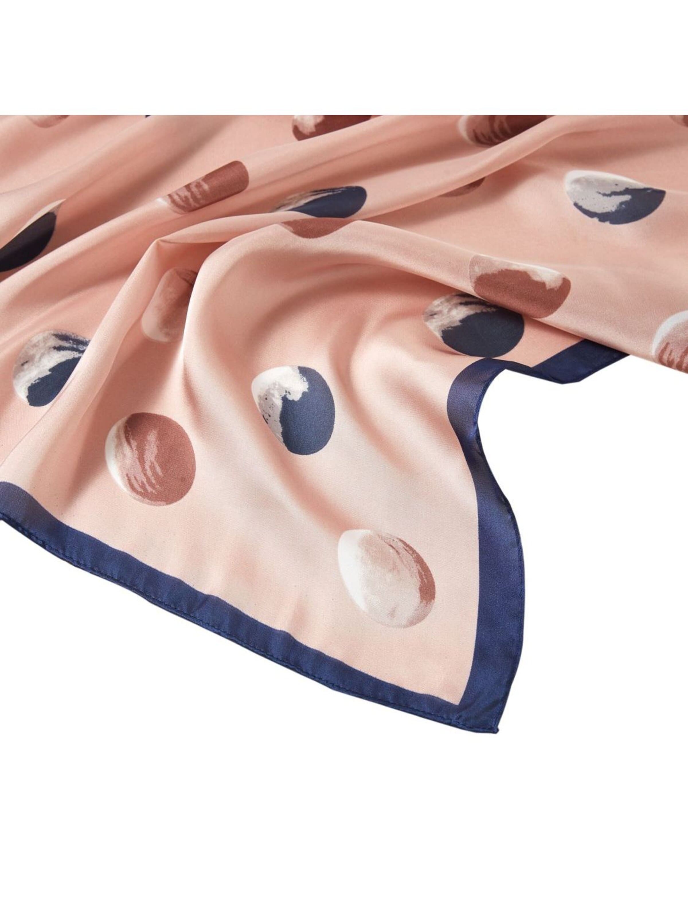 alberto cabale Scarf 'Petal Cléo' in Pink