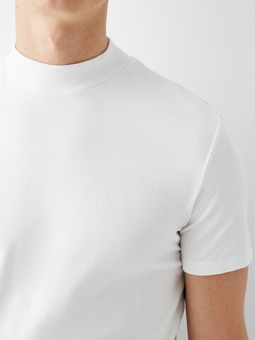 Bershka T-Shirt in Weiß