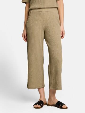 TOM TAILOR Loose fit Trousers in Green: front