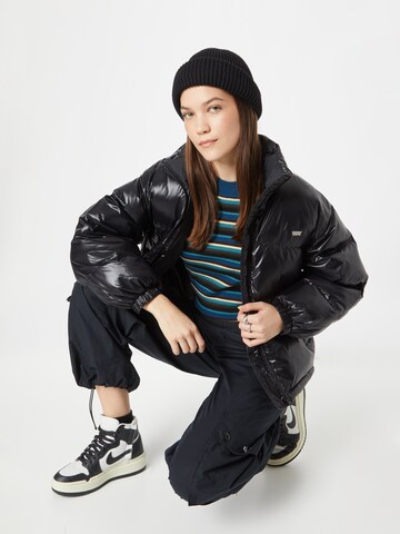 LEVI'S ® Übergangsjacke 'Retro Puffer' in Schwarz