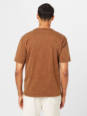 T-Shirt Nike Sportswear en marron