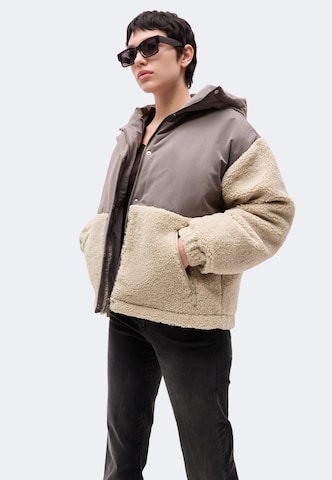 mazine Jacke in Grau
