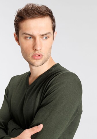 OLYMP Sweater in Green