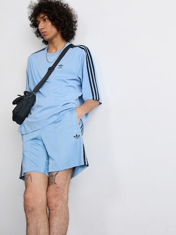 ADIDAS ORIGINALS Regular Byxa i blå