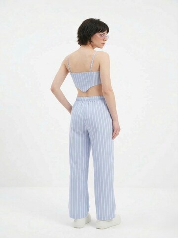 Loosefit Pantalon HOLLY LOLLY en bleu
