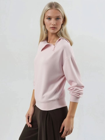 Busem Sweatshirt in Pink