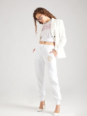 Effilé Pantalon Versace Jeans Couture en blanc