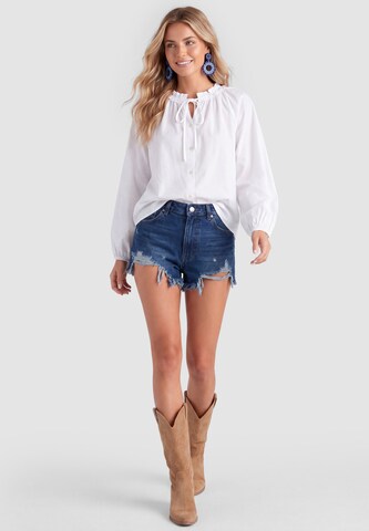 IZIA - Blusa em branco