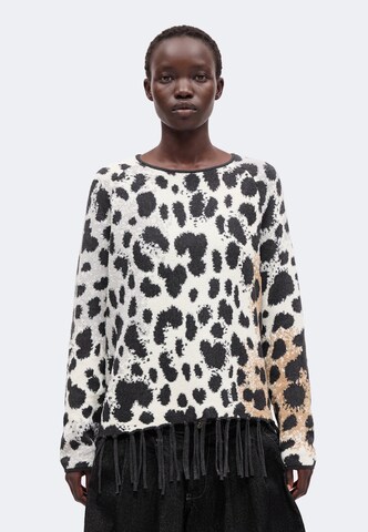 Pullover di monari in grigio: frontale