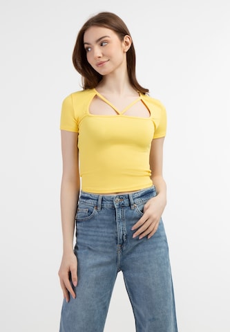 MYMO - Camisa em amarelo: frente
