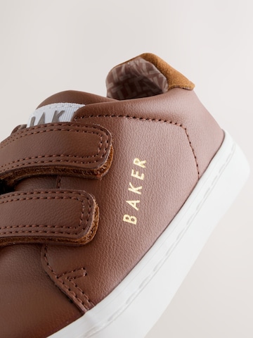 Baker by Ted Baker Sneaker in Braun