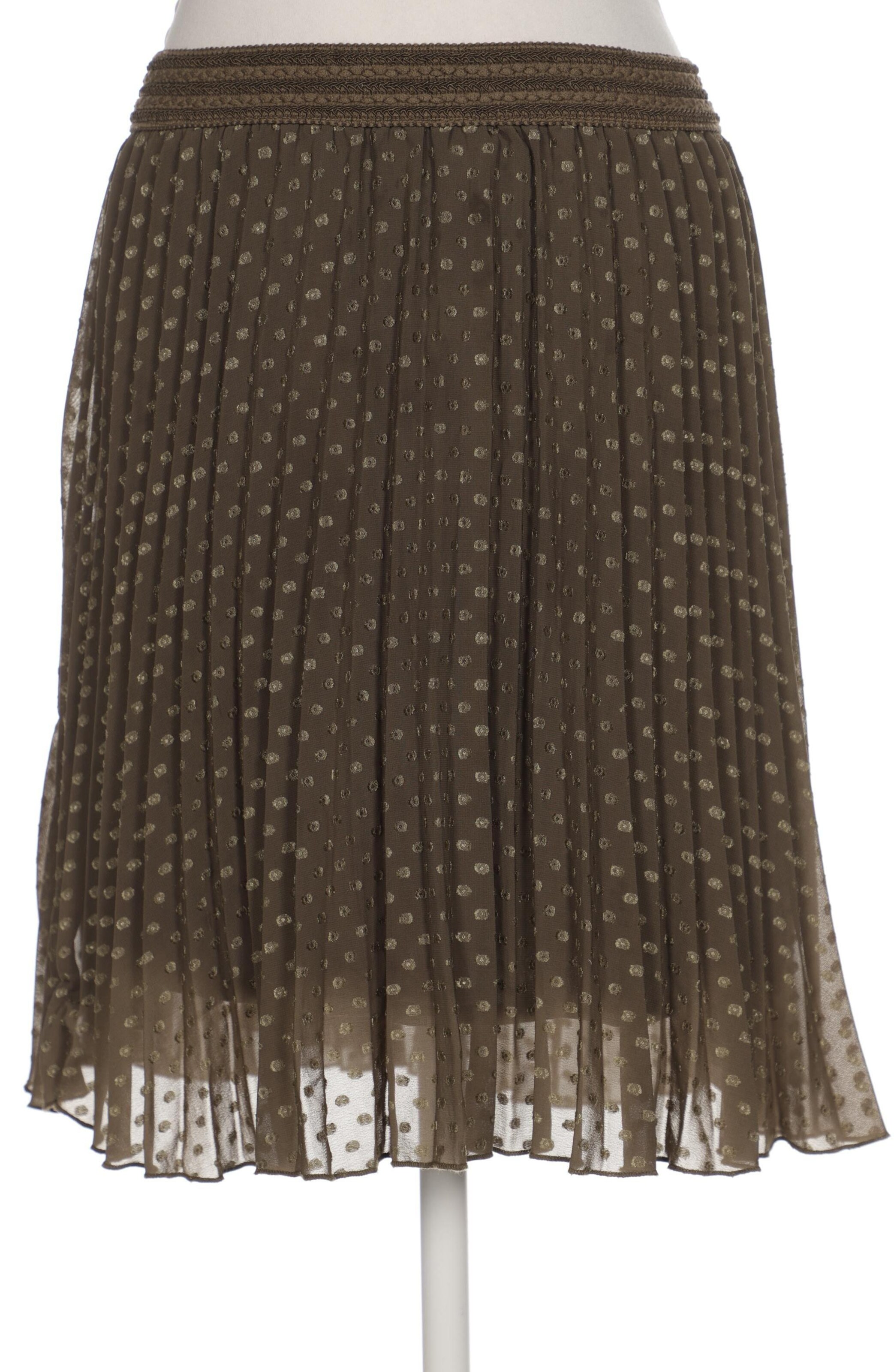 Cream Skirt in M in Green: front