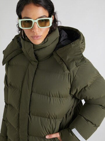 HELLY HANSEN Zimska jakna 'Aspire' | zelena barva