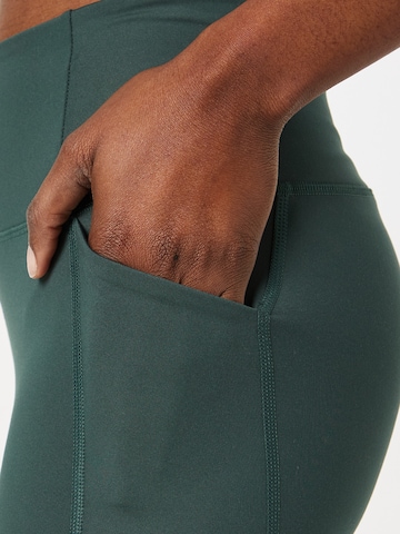 Girlfriend Collective Skinny Workout Pants in Green