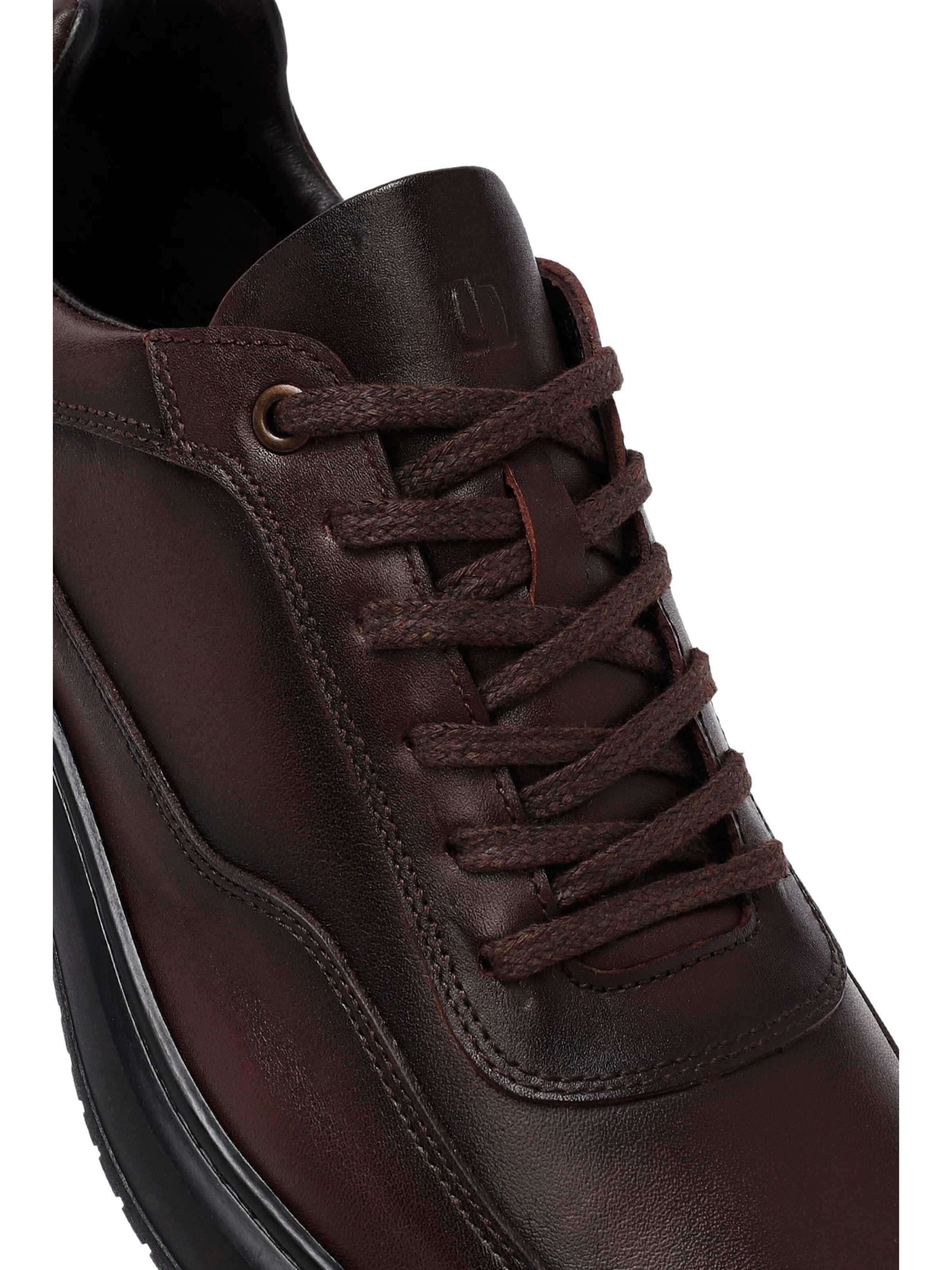 Sneaker bassa di Derimod in marrone