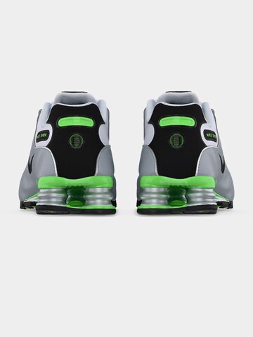 Nike Sportswear Platform trainers 'Shox NZ' in White