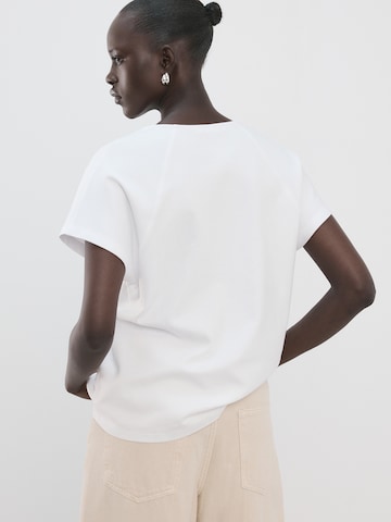 MANGO - Camiseta 'SEVIPI' en blanco