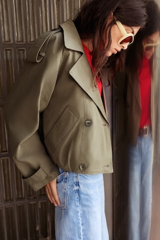 Cappotto di mezza stagione di Pull&Bear in verde