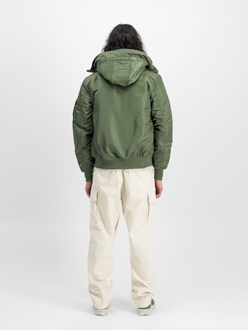 ALPHA INDUSTRIES Talvejope 'Ma-1', värv roheline