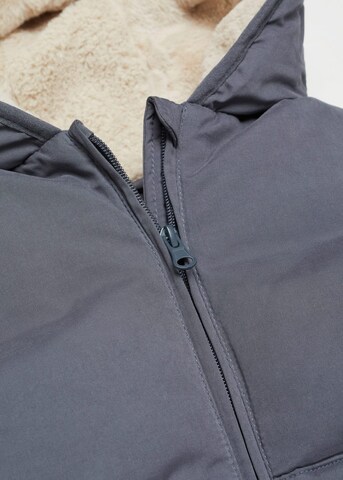 MANGO KIDS Winterjacke 'jordi' in Grau