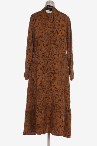LOVJOI Dress in XS in Brown