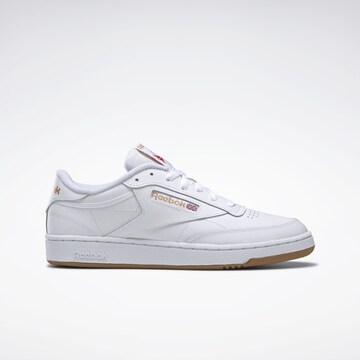 Reebok Låg sneaker 'Club C 85' i vit