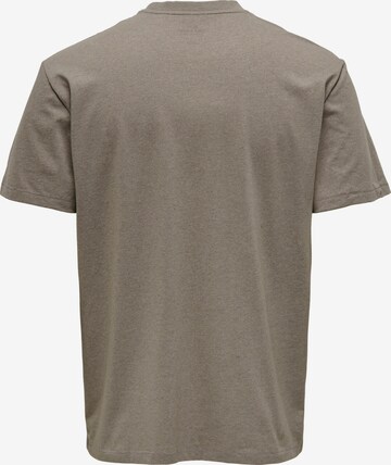 T-Shirt Only & Sons en gris