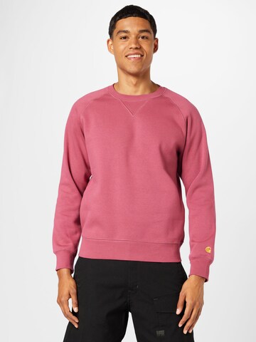 Carhartt WIP Sweatshirt 'Chase' in Roze: voorkant