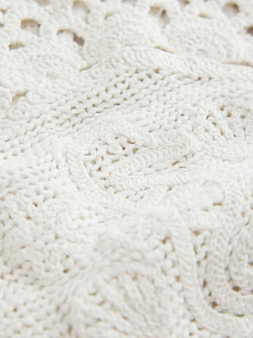 Next Stricktop in Weiß