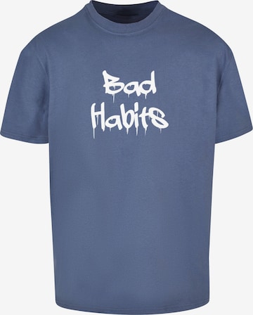 Merchcode Shirt 'Bad Habits' in Blauw: voorkant