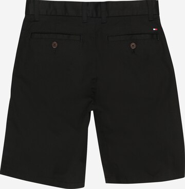 TOMMY HILFIGER Regular Shorts in Schwarz