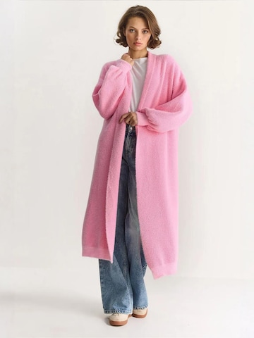 Bianco Lucci Knitted coat in Pink: front