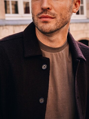 Suitable Between-season jacket in Brown