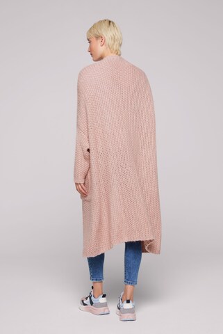 Soccx Langer Cardigan mit Perlmuster in Pink