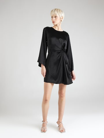 Banana Republic - Vestido em preto: frente