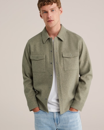 WE Fashion Regular fit Ing - zöld: elől