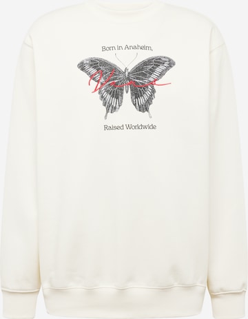 VANSSweater majica 'BORN IN ANAHEIM' - bijela boja: prednji dio