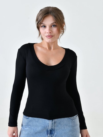 WOMAN VISION Blouse in Black