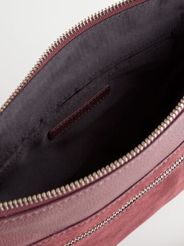 Next Messenger in Red
