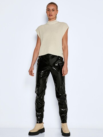Noisy may Slimfit Broek 'NMSoline' in Zwart