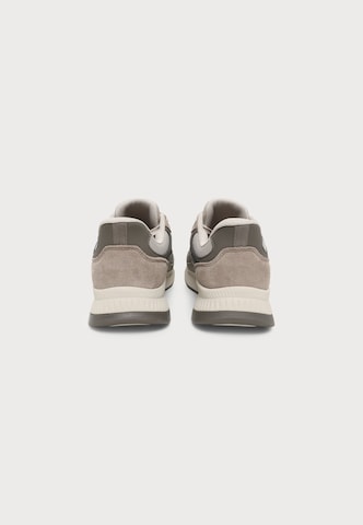 SKECHERS Tenisky – šedá