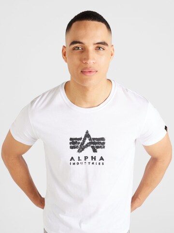 T-Shirt 'Grunge' ALPHA INDUSTRIES en blanc