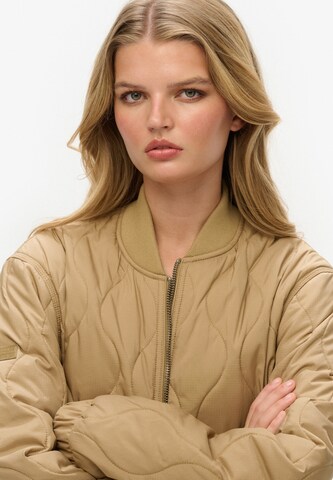Veste mi-saison 'Surplus' Superdry en marron
