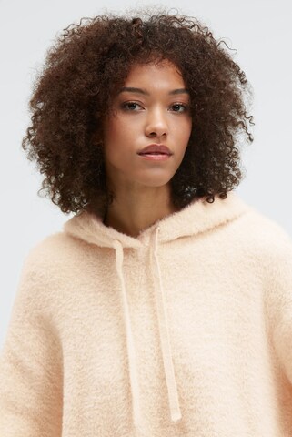 SENSES.THE LABEL Brushed Kapuzenpullover KO:SY in Beige